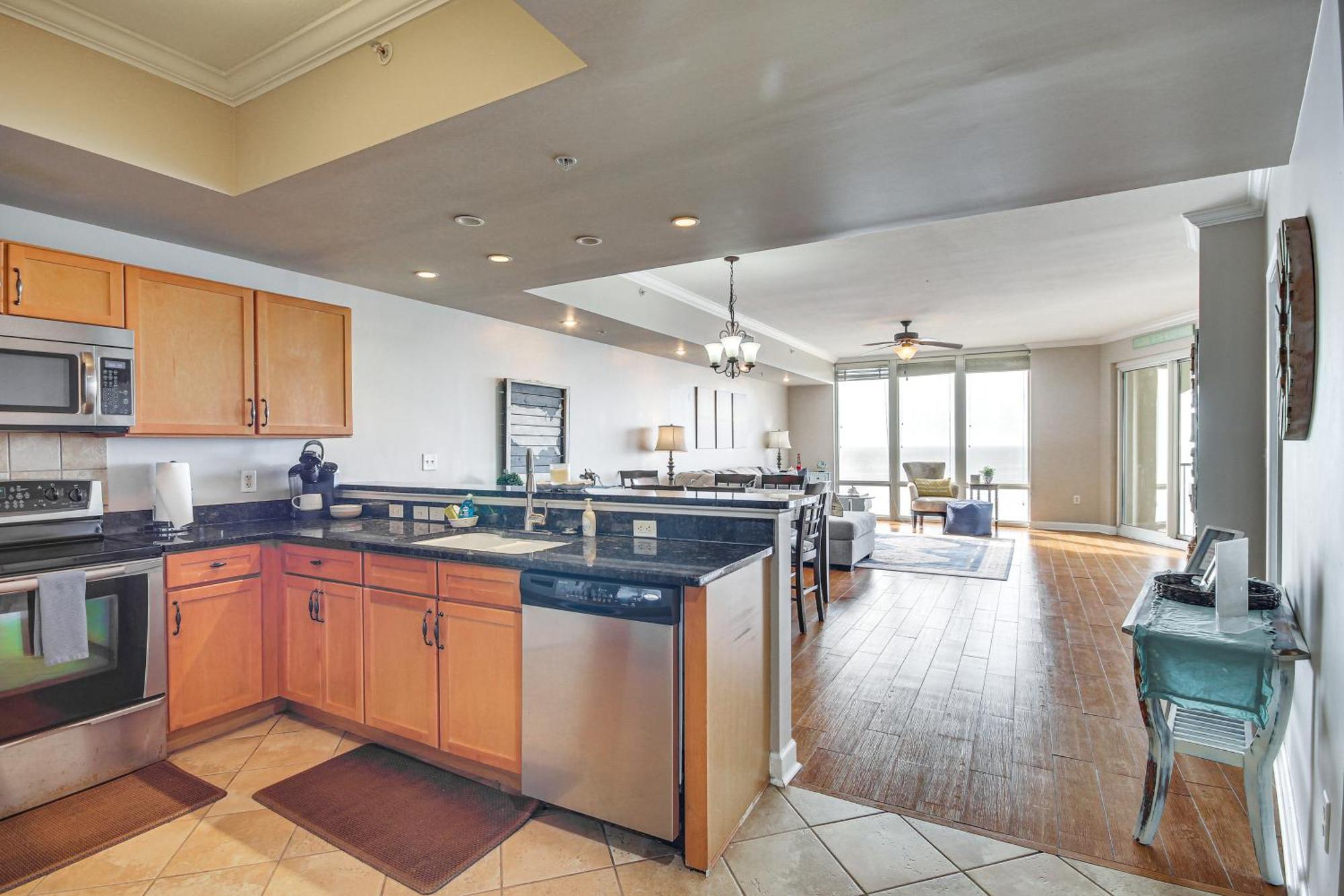 Sleek Gulfport Condo With Ocean Views And Pool Access! Extérieur photo